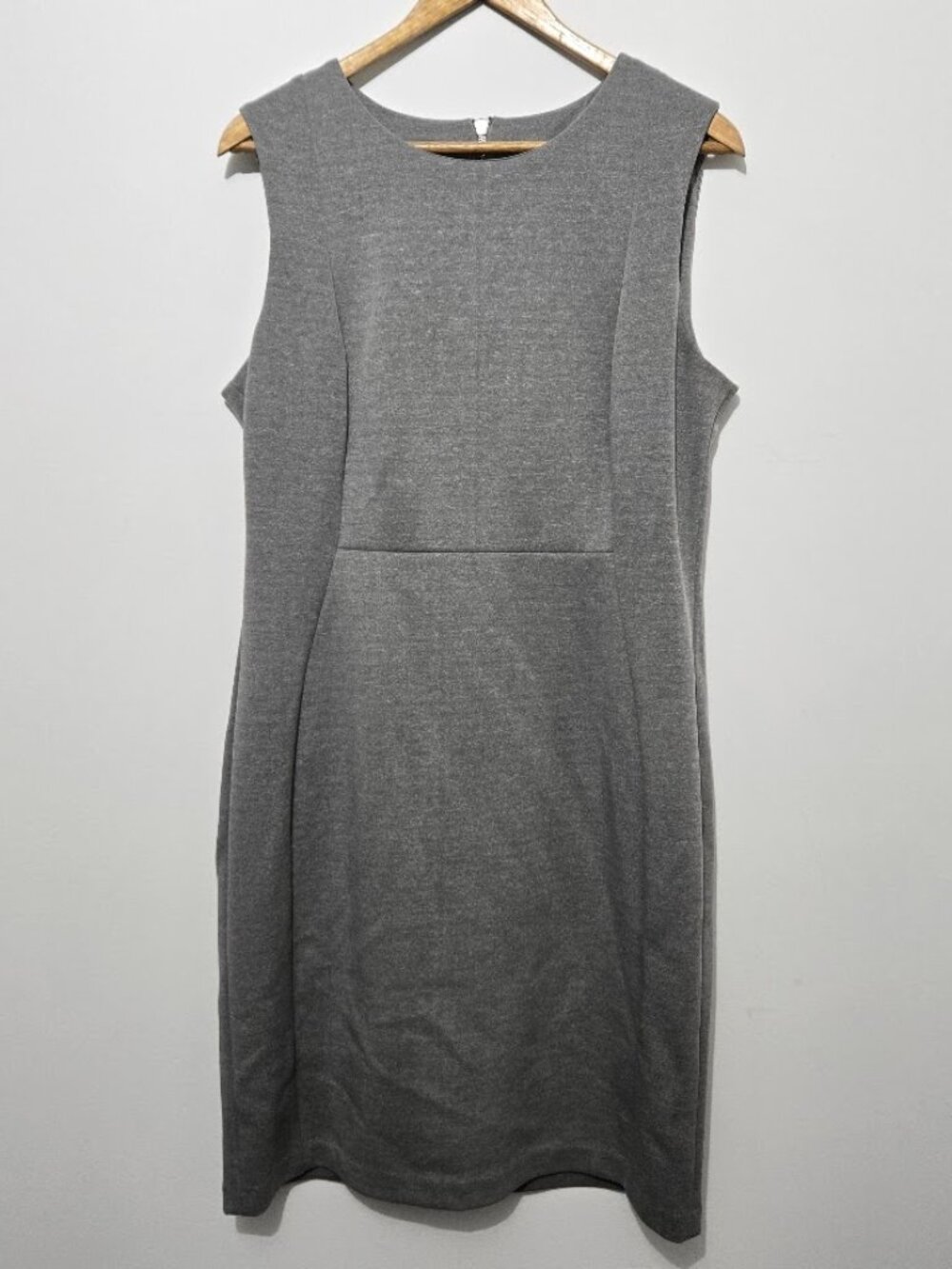 Calvin Klein Career Sheath Dress Sz 14 Sleeveless Quiet Luxury Professional Work